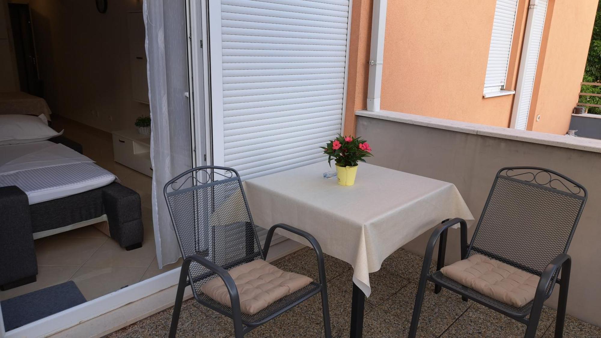 Cozy Apartment With Free Private Parking スプリト 部屋 写真